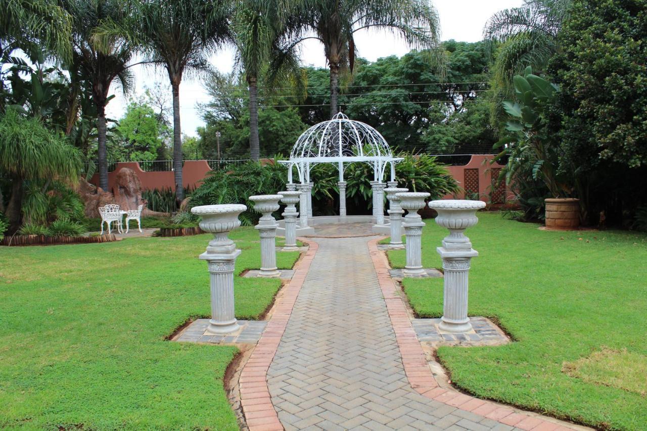 El Gran Chaparral Guest House Pretoria-Noord Exteriör bild