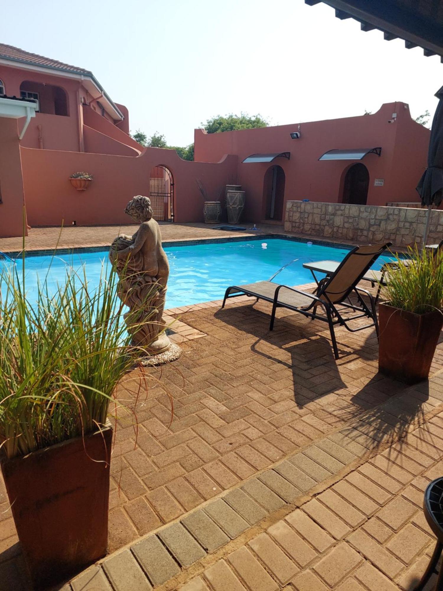 El Gran Chaparral Guest House Pretoria-Noord Exteriör bild