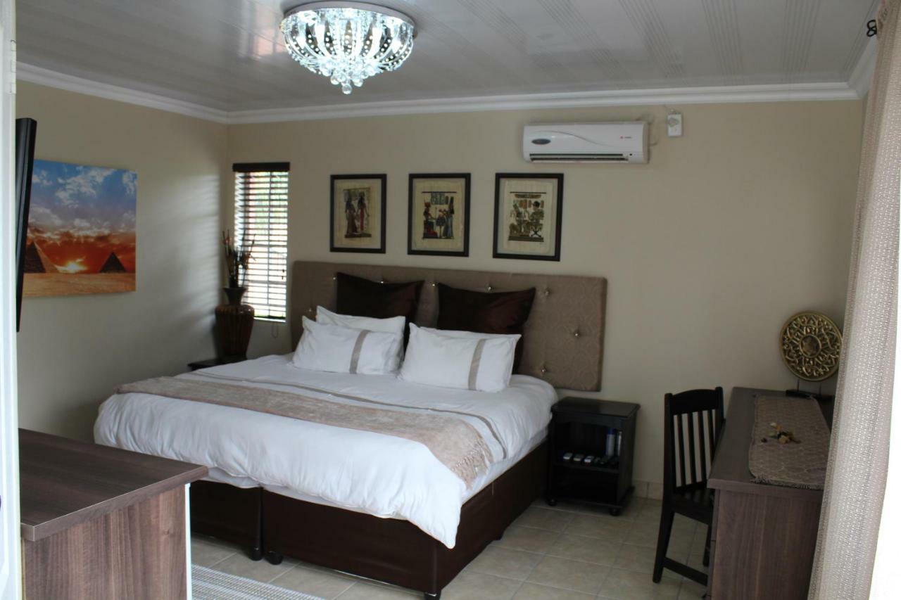 El Gran Chaparral Guest House Pretoria-Noord Exteriör bild